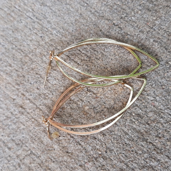 Stylish/Dangle Drop Earrings/ Bohemian/ Gold Tone/ Lightweight/ Bohochic - Picture 6 of 8